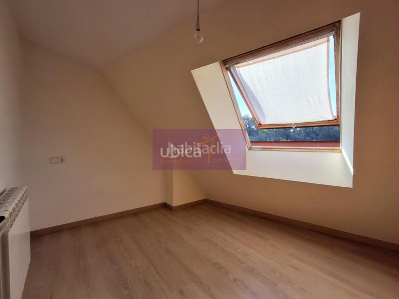 Foto 776df91c-c40b-4705-93c0-6b9f4aa39a61. Àtic amb calefacció aparcament a Ponteareas