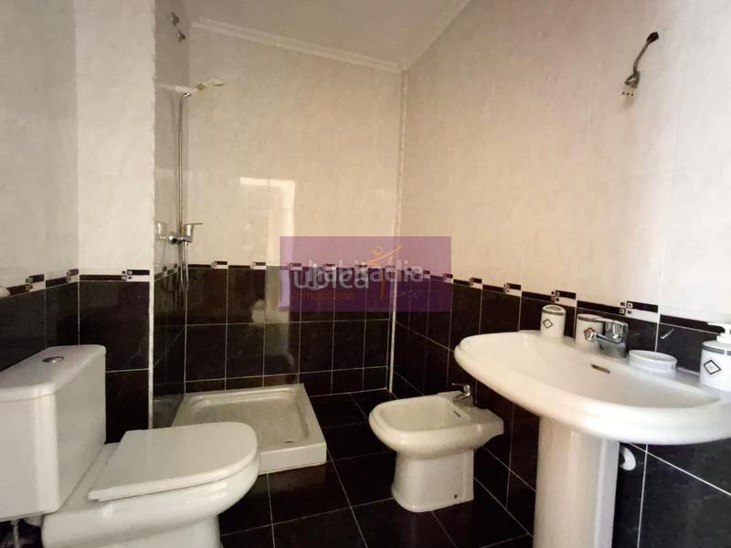 Foto 9979cb8d-2936-4f1c-b34e-59fb21a451fe. Àtic amb calefacció aparcament a Ponteareas