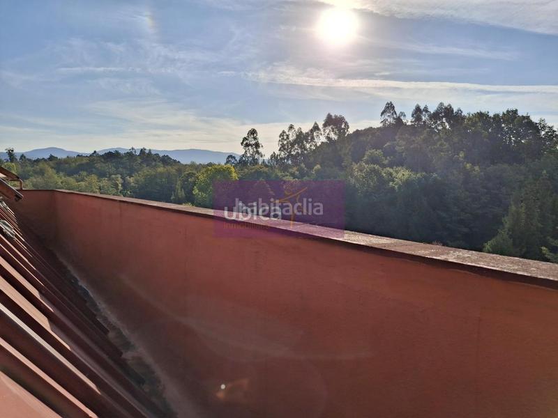 Foto fb331bc6-3c9d-46a6-a47a-f0e6f7c8589b. Àtic amb calefacció aparcament a Ponteareas