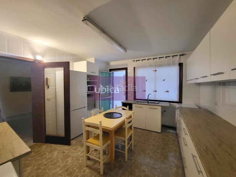 Foto 3b7e2861-1a1b-4965-9d7c-51a6a13a7938. Etagenwohnung mit parking in travesía de Vigo - san xoán Vigo