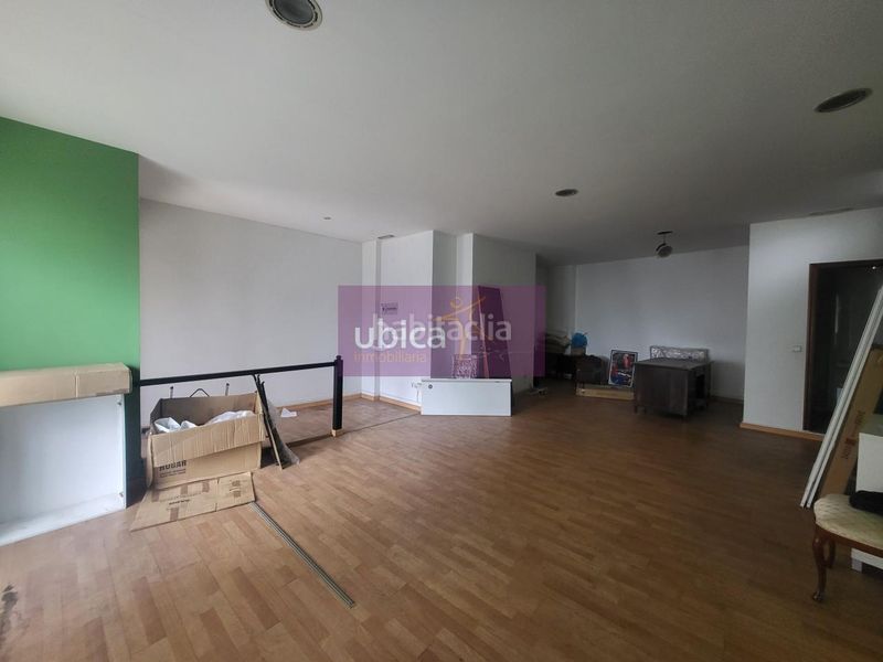 Foto 0a55f343-545c-4c67-a94f-c177edcb8ff2. Planta baixa a Teis Vigo