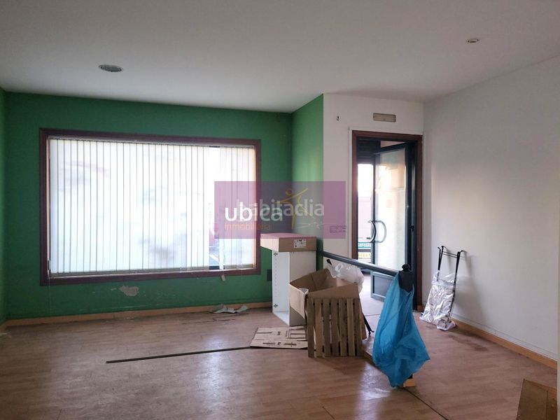Foto 7b5d25ad-64f2-4219-a8d4-f7ae8a52d2f2. Planta baixa a Teis Vigo