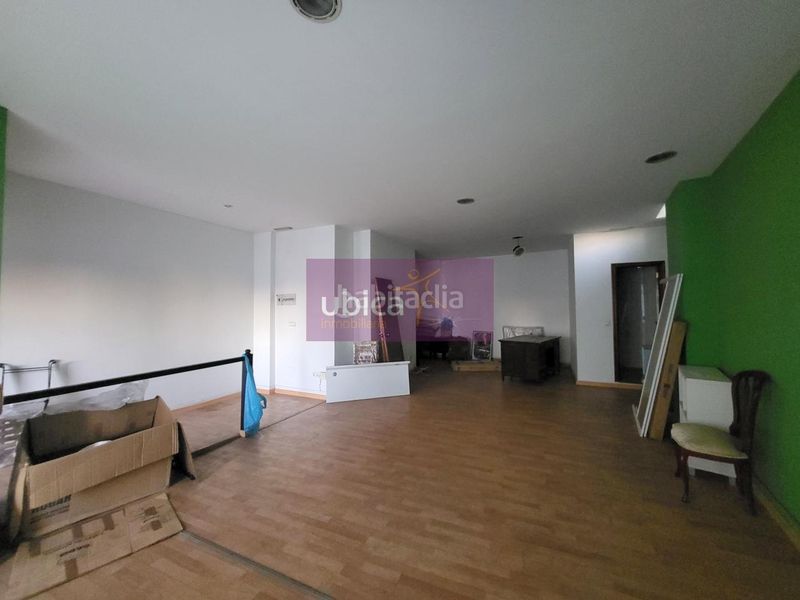 Foto 94c57e62-fd85-4d70-bb14-cdb7c2e685fc. Planta baixa a Teis Vigo