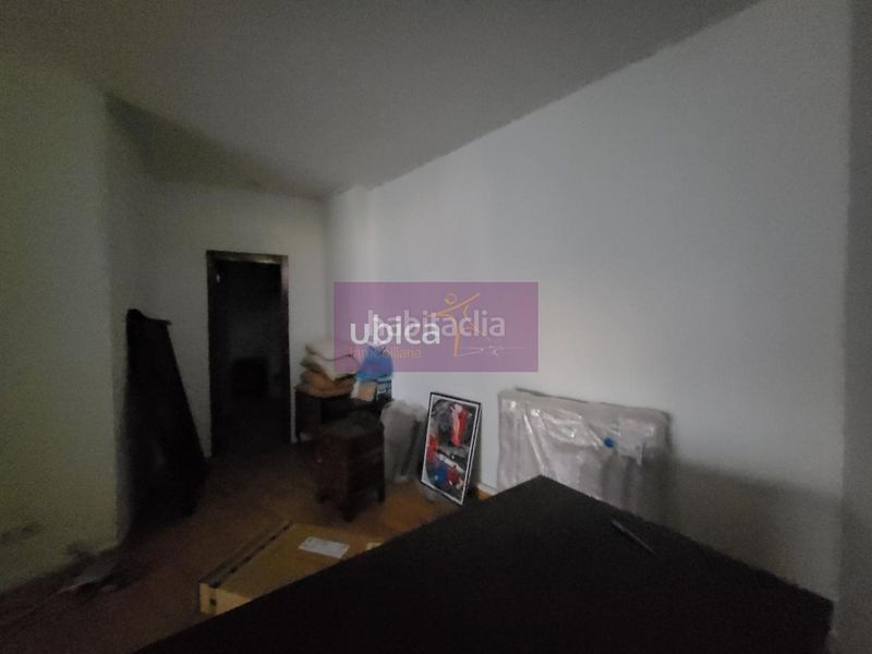 Foto 6c243591-5177-4e33-a766-73c4f8233ffd. Planta baixa a Teis Vigo