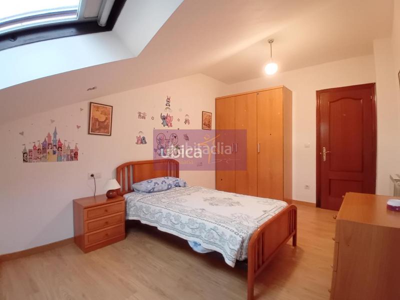 Foto 88b9f87e-8f7e-4190-b8d7-44d2852e3ea7. Dachwohnung mit heizung in Mondariz