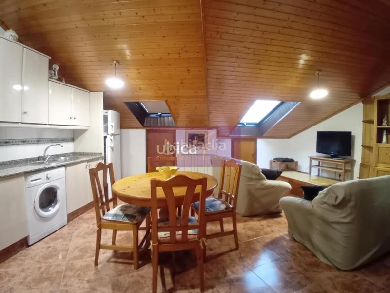 Foto 8deda53e-85e3-4540-950c-10f8f8fc2e45. Dachwohnung mit heizung in Mondariz