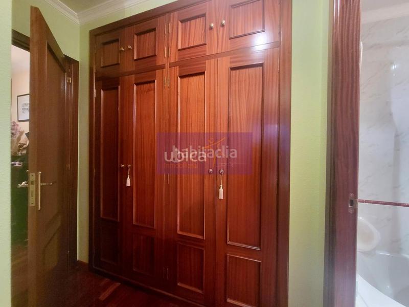 Foto 89d5cd54-7ad0-43da-bff9-a0656263ef95. Etagenwohnung mit heizung parking in As Travesas - Balaidos Vigo