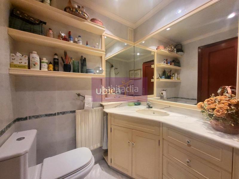 Foto a1671c03-bc73-4823-87ad-7d8e737e78f9. Etagenwohnung mit heizung parking in As Travesas - Balaidos Vigo