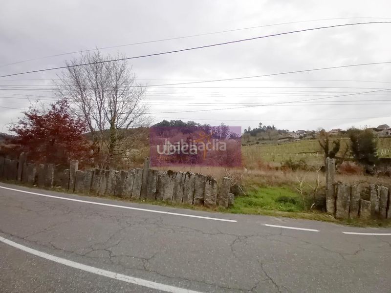 Foto 68287347-8241-4829-a88d-ce0379c42c61. Terreno residencial en Salceda de Caselas