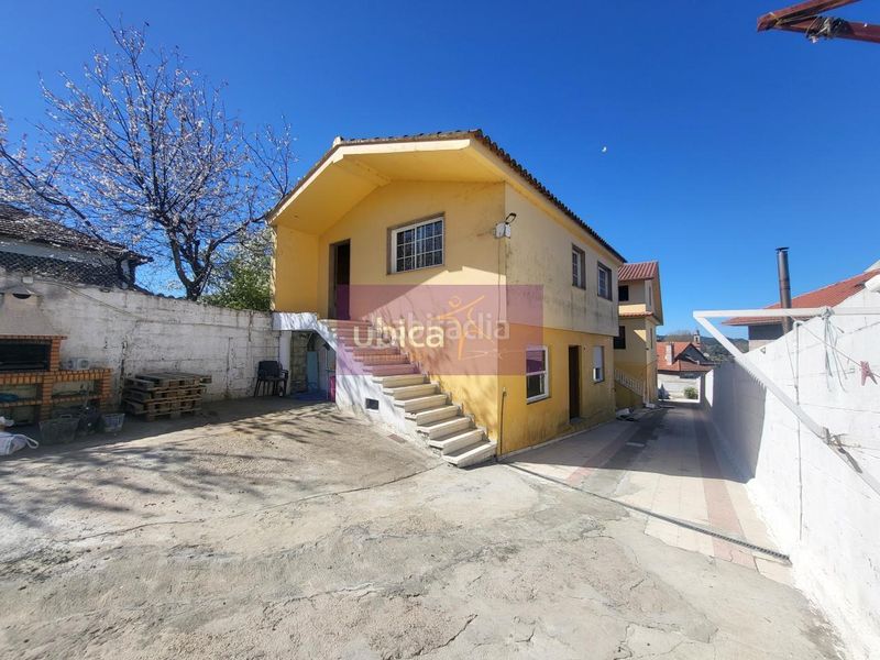Foto 5e141c96-5b61-4781-95f3-9fe51ea4ef00. Haus mit heizung parking in Valadares - Beade Vigo