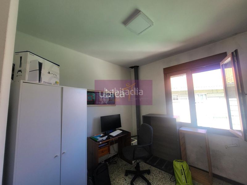 Foto b360041f-49da-4389-8baa-445ab01b732b. Haus mit heizung parking in Valadares - Beade Vigo