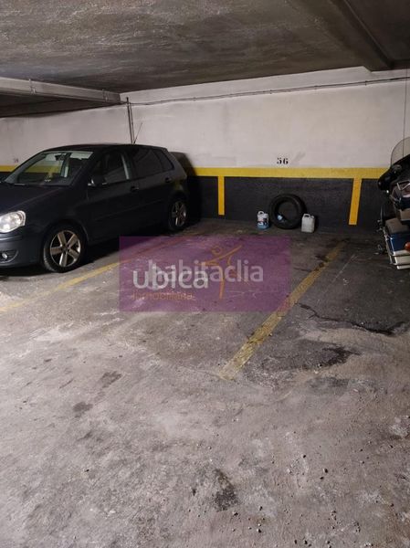 Foto bfcfaf4d-ff05-4190-98e0-2f1cb21eb378. Aparcament cotxe a Centro - Areal Vigo