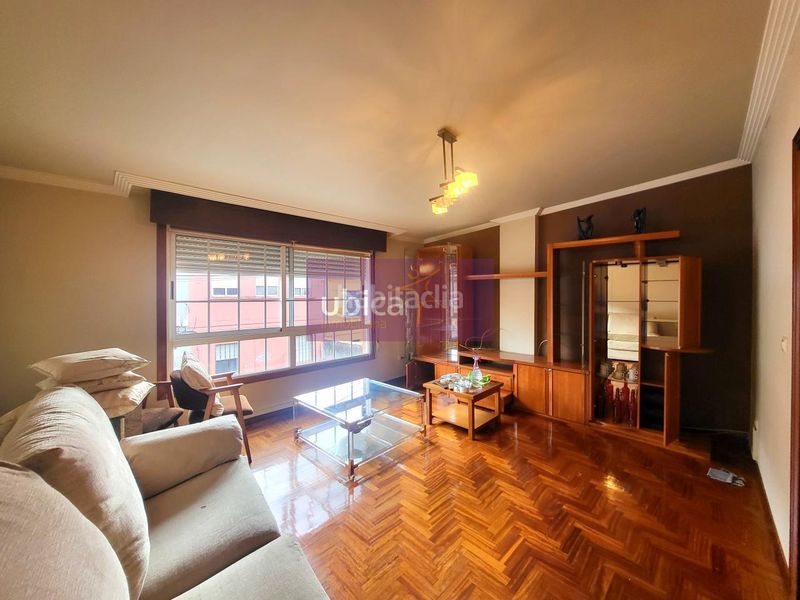 Foto 114985e6-1316-40cf-a34d-f09f76670e81. Casa adossada a Teis Vigo