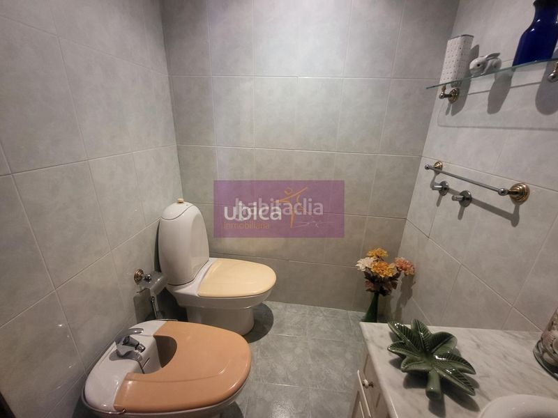 Foto 19b55a49-4692-42ee-be30-79b1d761fd76. Casa adossada a Teis Vigo