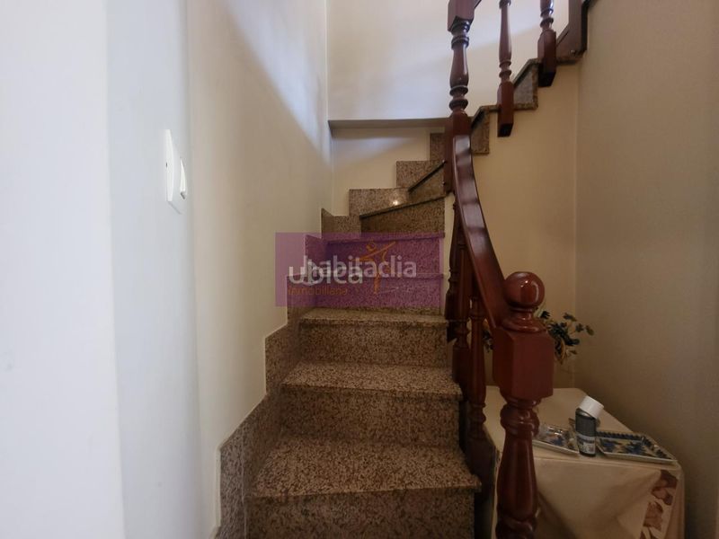 Foto 20efc308-cfb6-494e-ba97-fc70c37abd78. Casa adossada a Teis Vigo