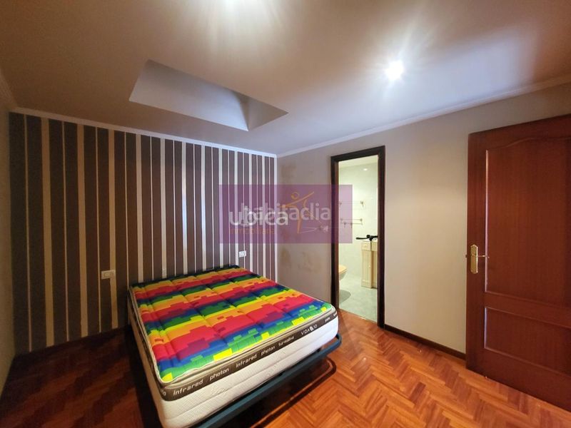 Foto 5c2e0ec0-0e4f-4d57-be38-29cb8dfab1c2. Casa adossada a Teis Vigo