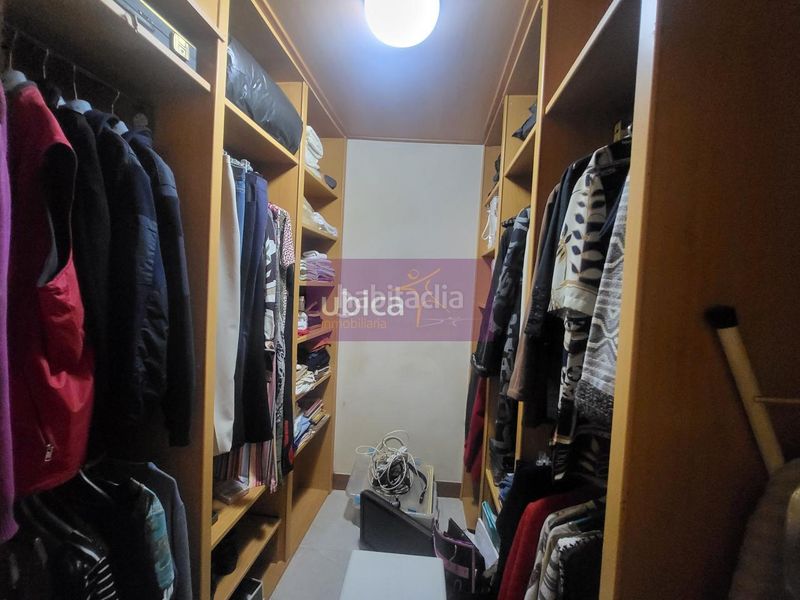 Foto 8d0a52ff-3542-4189-bfae-467252c87dda. Casa adossada a Teis Vigo