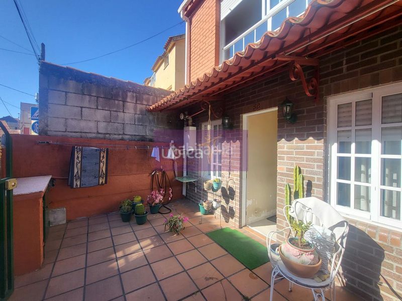 Foto 8d9c6252-6ab5-4c5b-b063-ca4468978ec5. Casa adossada a Teis Vigo