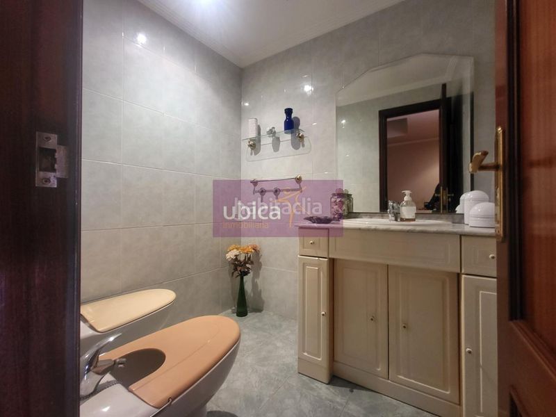 Foto ab588897-84df-43e2-8bfb-7c3dbb2a20b8. Casa adossada a Teis Vigo