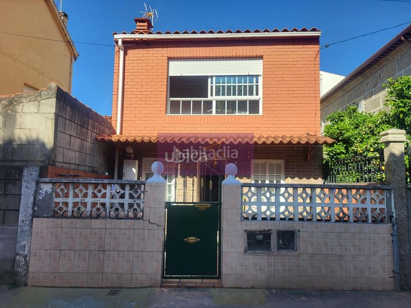 Foto e1cb2697-f852-49d3-81fc-87b8f560a627. Casa adossada a Teis Vigo