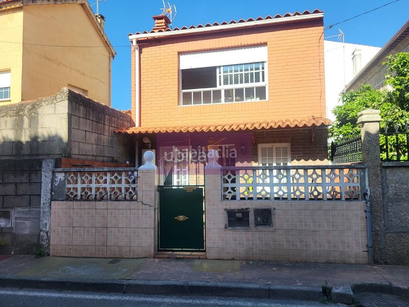 Foto f95e09d2-8a12-41c9-b3b1-3a6871a4f714. Casa adossada a Teis Vigo