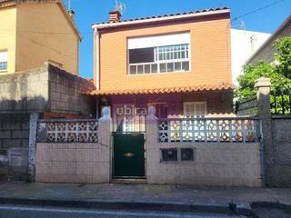 Casa adosada en Teis