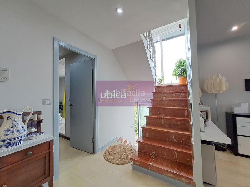 Foto d59594fc-ad02-47c7-9357-951e4d48474f. Casa amb calefacció aparcament a Lavadores Vigo