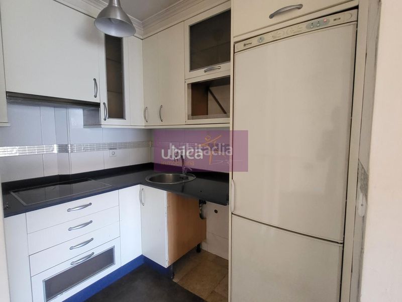 Foto 40e90f6c-2407-4ead-bbfb-737fbcf0c5cb. Àtic amb calefacció aparcament a travesía de Vigo - san xoán Vigo
