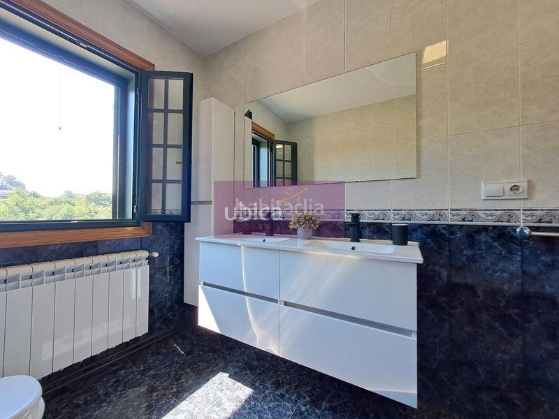 Foto c2c2887b-edb7-48a6-b92c-523e68cf479c. Chalet en Tui