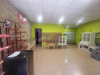 Business premise in Berbés - Peritos