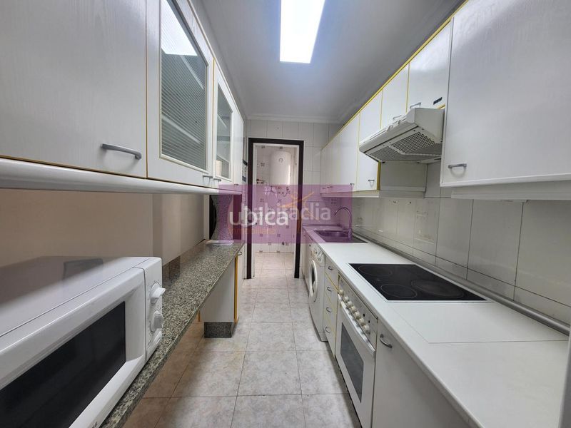 Foto f8dd5c12-6364-4560-902f-c87d125243fd. Pis amb calefacció a Teis Vigo