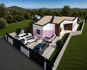 Casa adossada a Porriño (O)