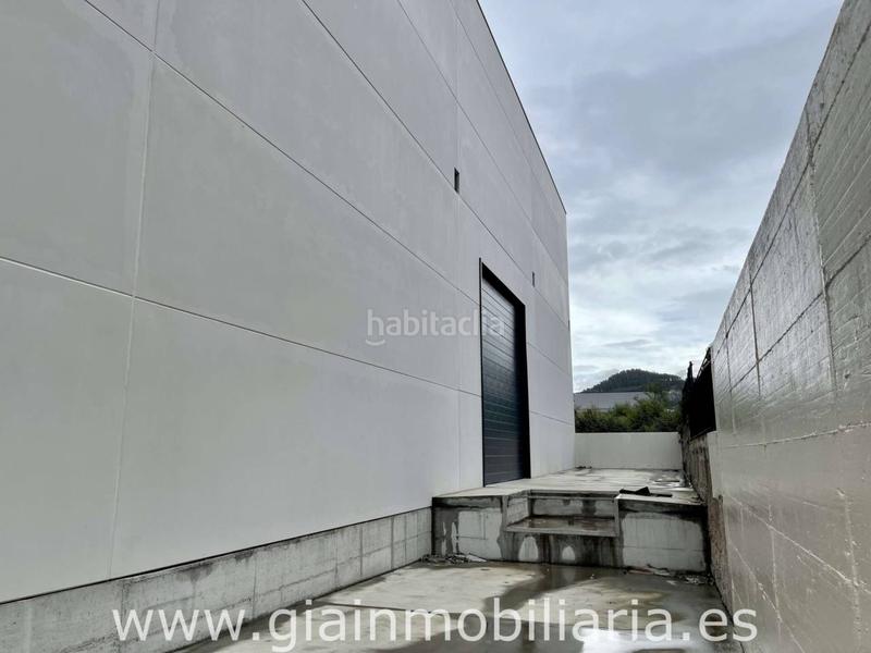 Foto d0718001-b18e-43cd-bc3d-9ee1a62efa5d. Nave industrial en as gandaras 5 nave comercial en venta en budiño en Porriño (O)