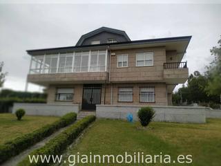 Maison  Piñeiro. Casa en venta en a cañiza