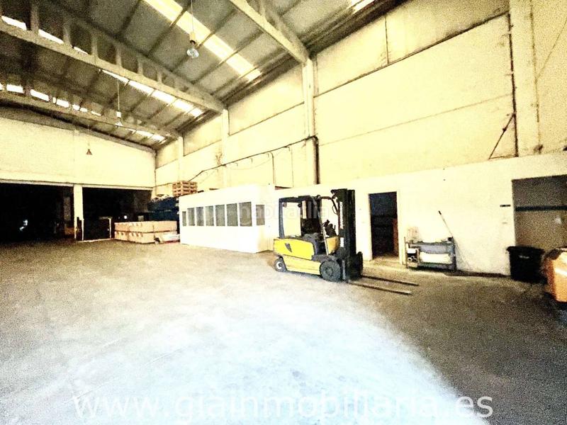 Foto 71396d18-c03e-4f72-85c1-003d484acfe1. Nave industrial en casilla 15 nave comercial en venta en o porriño en Porriño (O)
