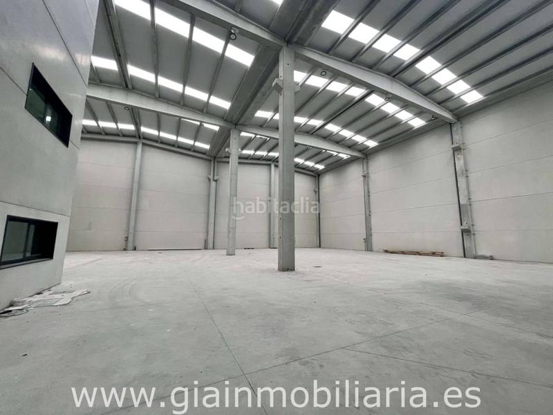 Foto 20d71413-a107-4c87-858f-4c4abeabaeba. Nave industrial en as gandaras 5 nave comercial en venta en budiño en Porriño (O)