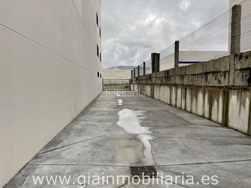 Foto a097fc8f-54da-4184-8d61-3d4cfd5044ab. Nave industrial en as gandaras 5 nave comercial en venta en budiño en Porriño (O)