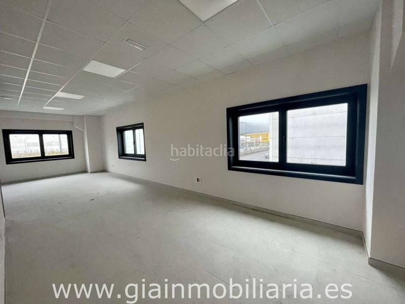 Foto ea8574d5-448b-4232-ab69-6dc775e7ba7a. Nave industrial en as gandaras 5 nave comercial en venta en budiño en Porriño (O)