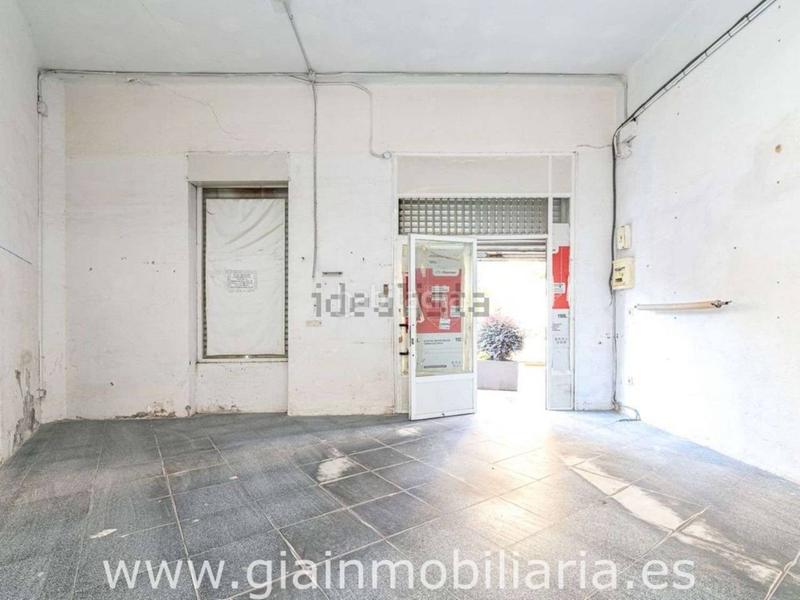 Foto 6bf1088a-015c-4aed-9700-c45bb56e0e6c. Local comercial en tomas alonso 194 local en venta en berbéspeniche en Vigo
