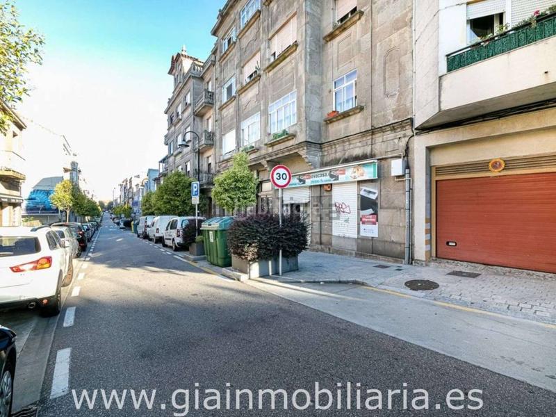 Foto 75a021e8-4bd0-466b-8a40-b7fde4f5a67b. Local comercial en tomas alonso 194 local en venta en berbéspeniche en Vigo