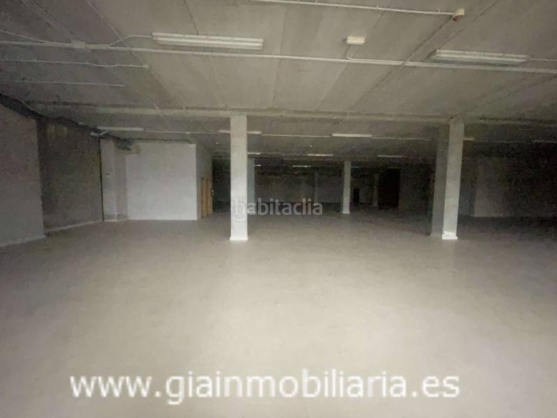 Foto 58197f67-6bca-46b9-ac9e-02f8ca743174. Fabrikhalle in venda 9 in Valadares - Beade Vigo