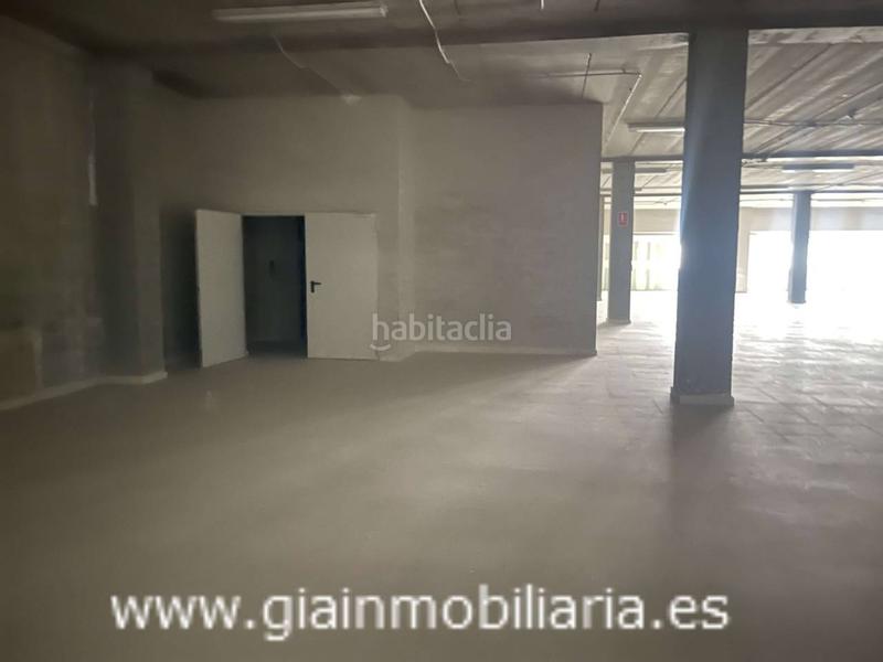 Foto 908f9a4a-5b3c-4ad8-b3cd-5e06ebaba5d6. Fabrikhalle in venda 9 in Valadares - Beade Vigo