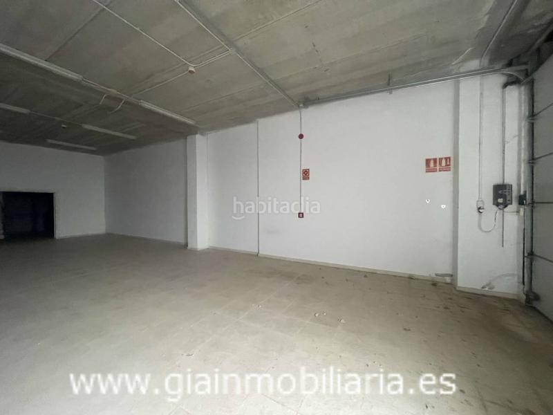 Foto 925db4fb-cc9e-4d89-b08a-378fe8a833cf. Fabrikhalle in venda 9 in Valadares - Beade Vigo