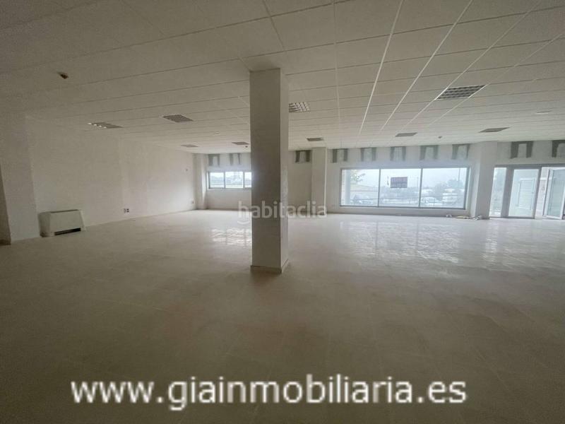 Foto b482c53a-cec2-40f8-88c2-aa0496727412. Fabrikhalle in venda 9 in Valadares - Beade Vigo