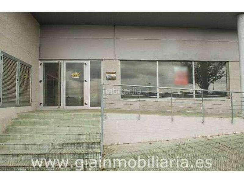 Foto bf6f51b0-baa7-4ebc-8c06-867020d10e0d. Fabrikhalle in venda 9 in Valadares - Beade Vigo