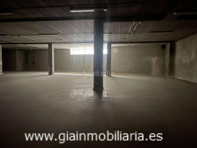 Foto e42fe724-d013-468f-8ea6-bd633518b86b. Fabrikhalle in venda 9 in Valadares - Beade Vigo