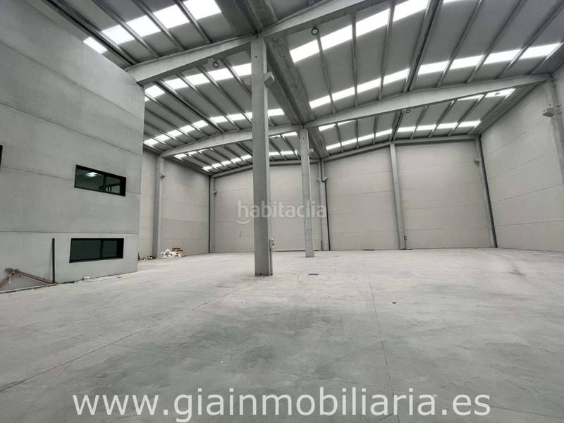 Foto 023ddb4d-48c8-4980-ac35-a6cb39edf236. Capannone industriale in as gandaras 5 in Porriño (O)