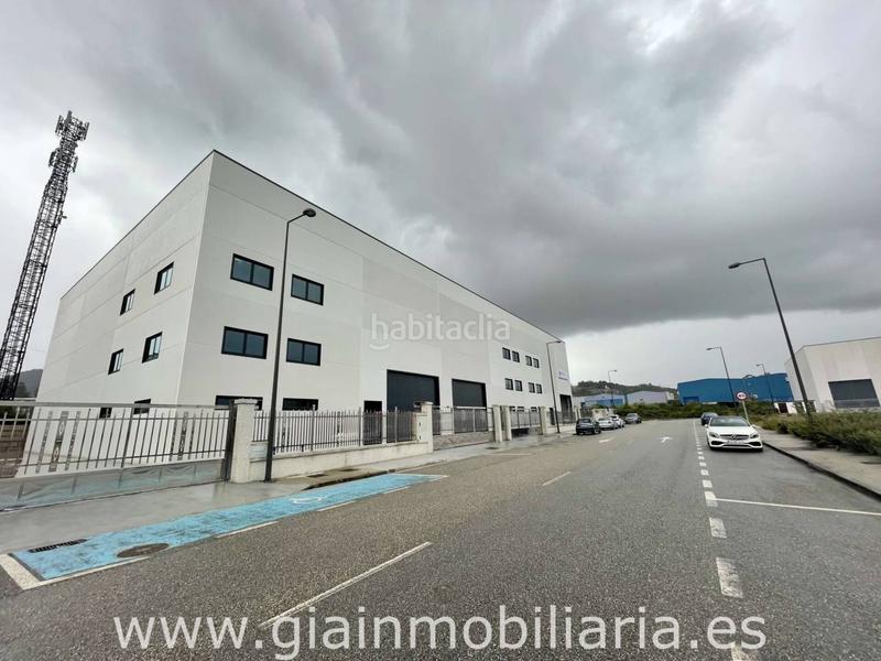 Foto 056f749c-c5b0-469c-94c8-2a896ffb70a7. Capannone industriale in as gandaras 5 in Porriño (O)
