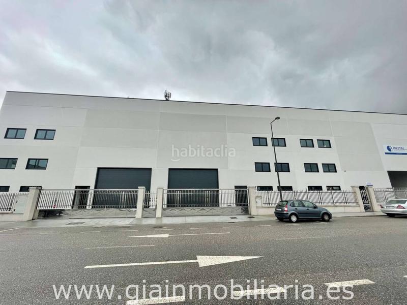 Foto b198b987-9da3-49d3-931d-3543e46856ce. Capannone industriale in as gandaras 5 in Porriño (O)