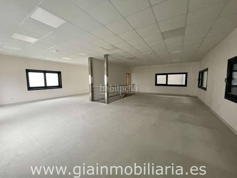 Foto b2ddc5f7-89c8-4319-899e-835ed852e28c. Capannone industriale in as gandaras 5 in Porriño (O)